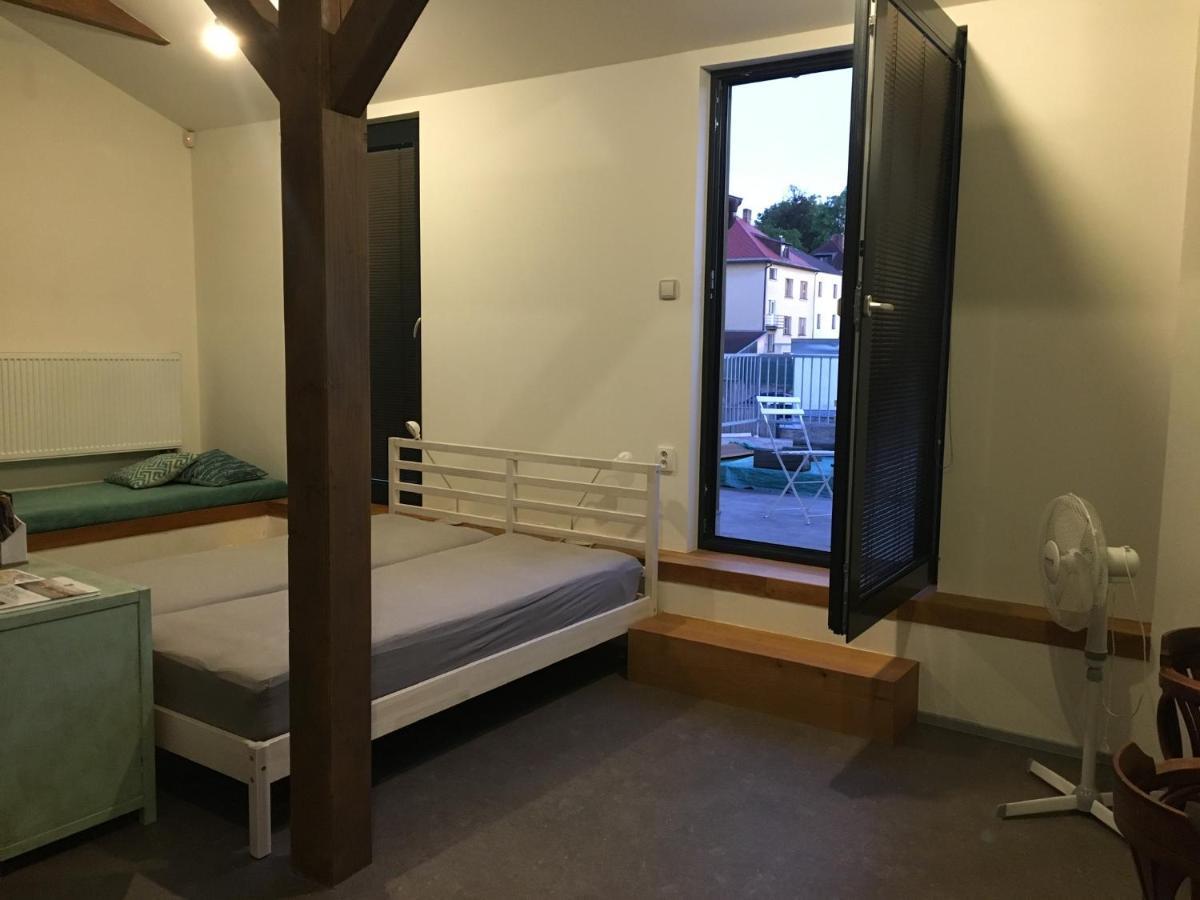 Apartman S Terasou V Patre Apartment ยินดริคูฟราเดตส์ ภายนอก รูปภาพ